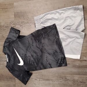 Nike Pro Matching Shorts & T-Shirt Size Large